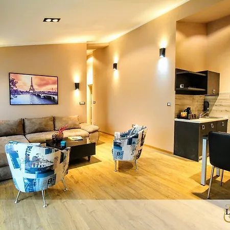 Luxury Ab