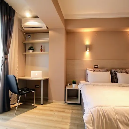 Luxury Ab